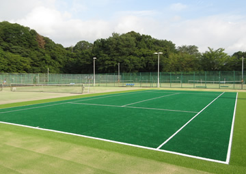 大学テニスコート(2016年・愛知県)