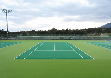 屋久島健康の森公園テニスコート(2016年・鹿児島県)